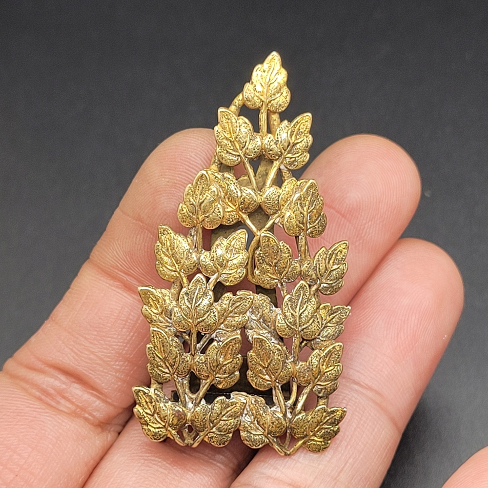 Vintage Gilt Brass Cascading Ivy Leaf Dress Scarf Clip Art Deco C.1930s